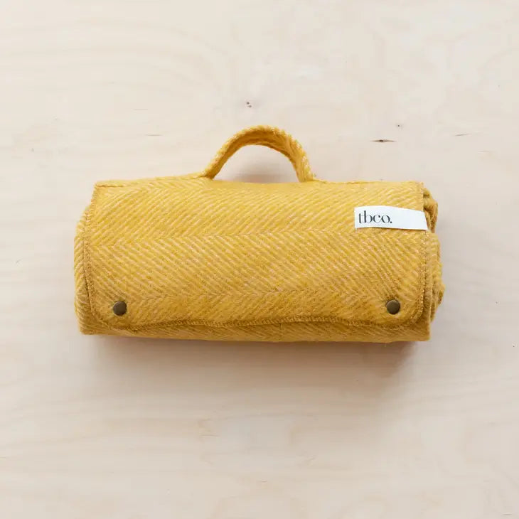 Recycled Wool Foldable Picnic Blanket Lineage