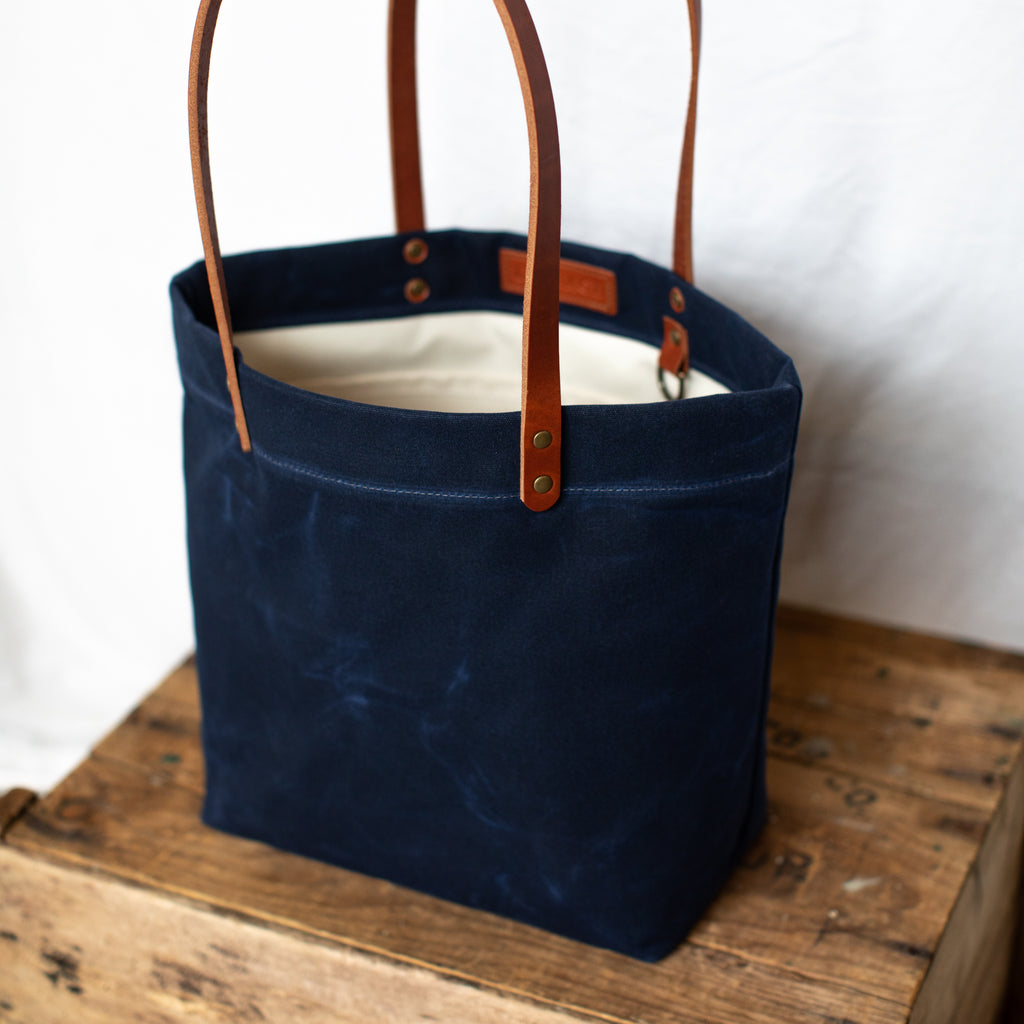 SQ_L2018-7_1024x1024.jpg?v=