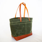 Mountain Laurel Deluxe Tote - Olive